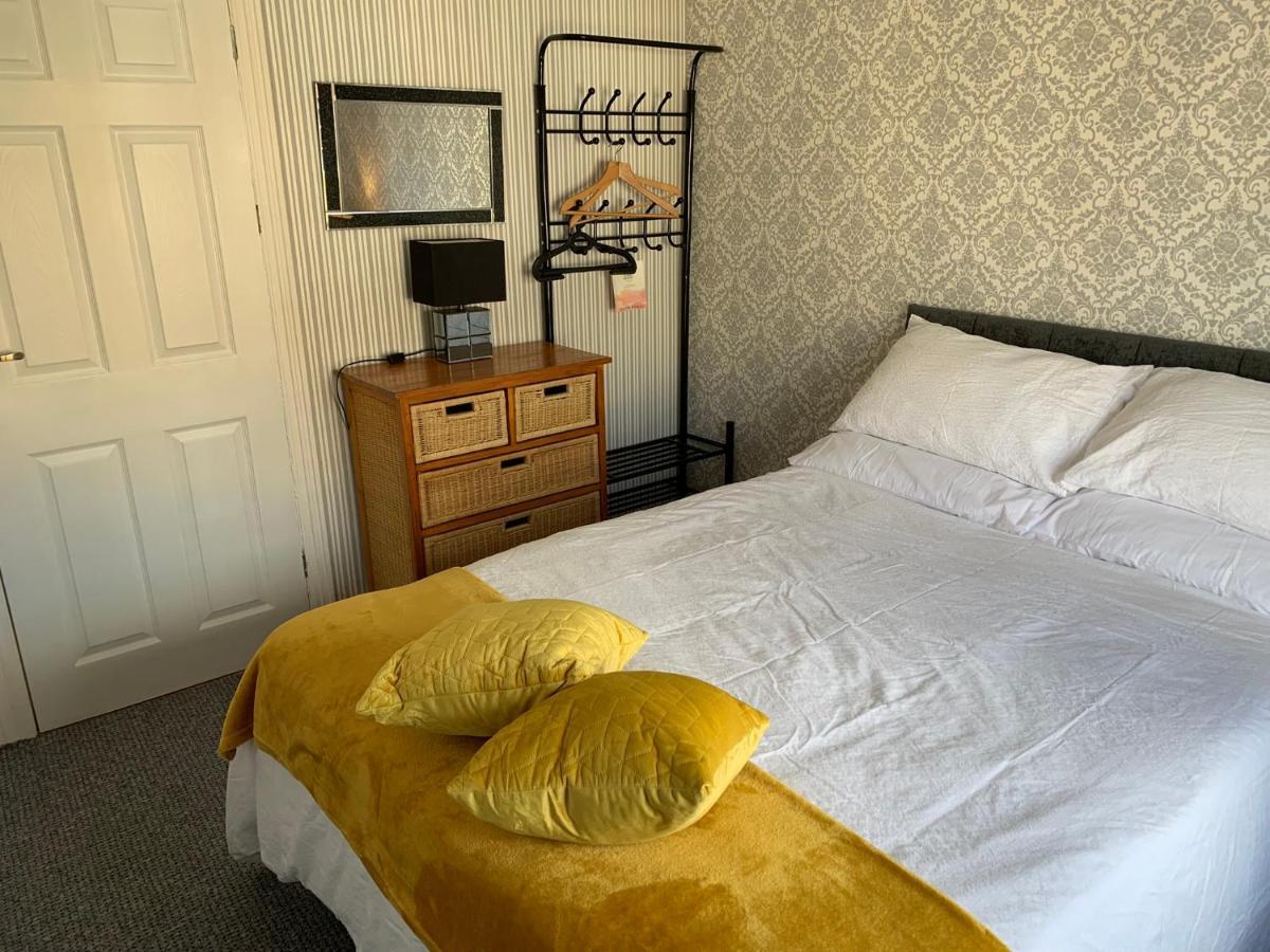 Heather Glen. Six Bedroom Home Near The Sea. Blackpool Dış mekan fotoğraf